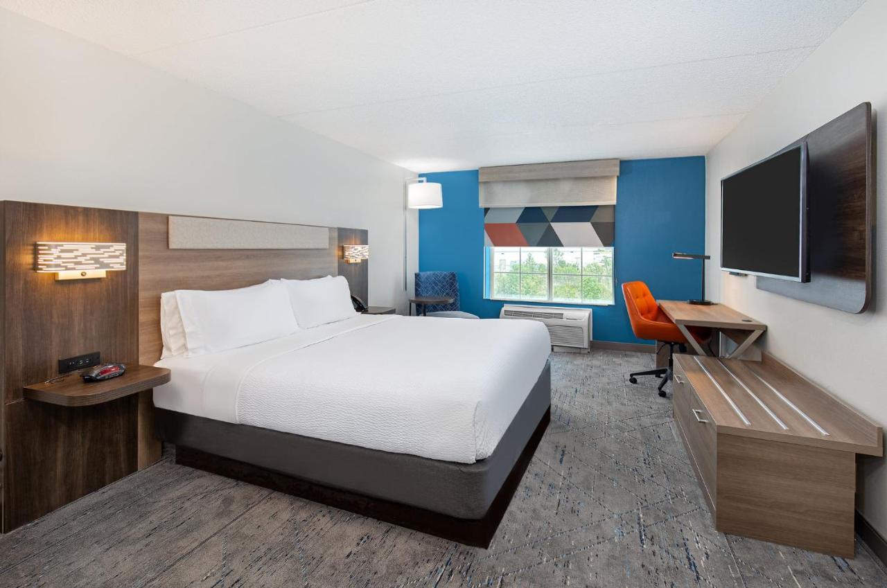 Holiday Inn Express & Suites Columbus At Northlake By Ihg מראה חיצוני תמונה