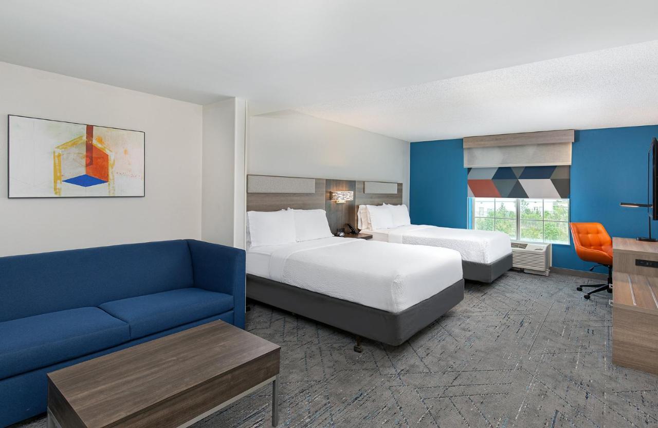 Holiday Inn Express & Suites Columbus At Northlake By Ihg מראה חיצוני תמונה