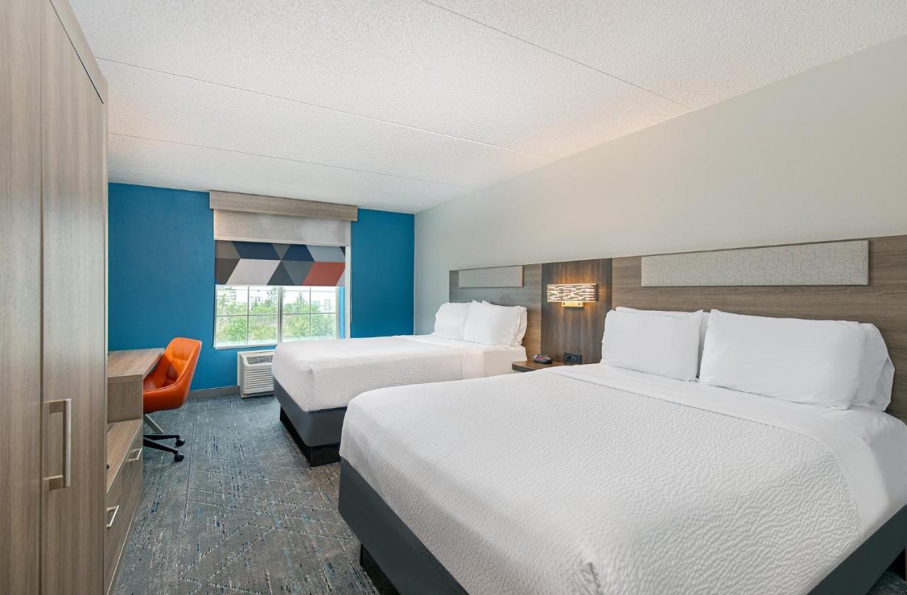 Holiday Inn Express & Suites Columbus At Northlake By Ihg מראה חיצוני תמונה