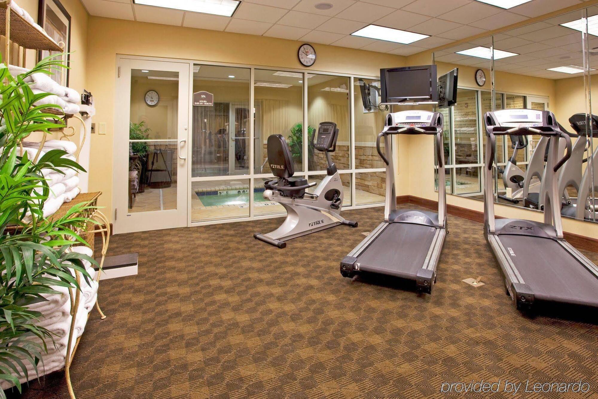 Holiday Inn Express & Suites Columbus At Northlake By Ihg מראה חיצוני תמונה